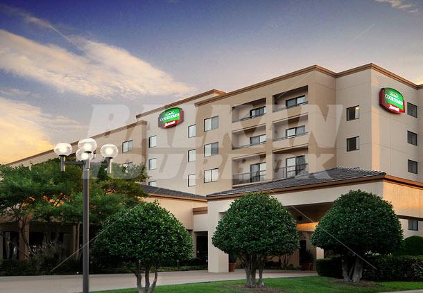 почивка в  Courtyard by Marriott Dallas Central Expressway