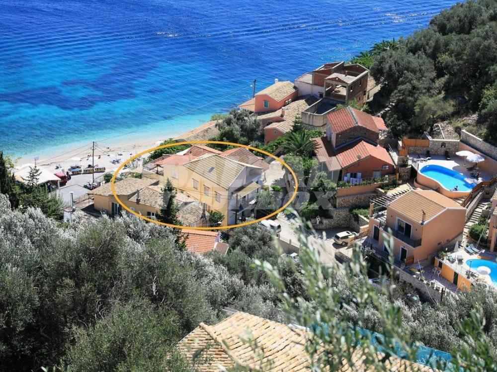 holiday in  Kaminaki Beachfront Apartments