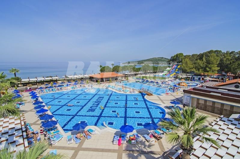 почивка в Kustur Club Holiday Village