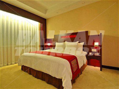 holiday in Crowne Plaza Shanghai Pudong