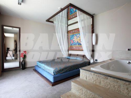 holiday in Regina Mariya Spa