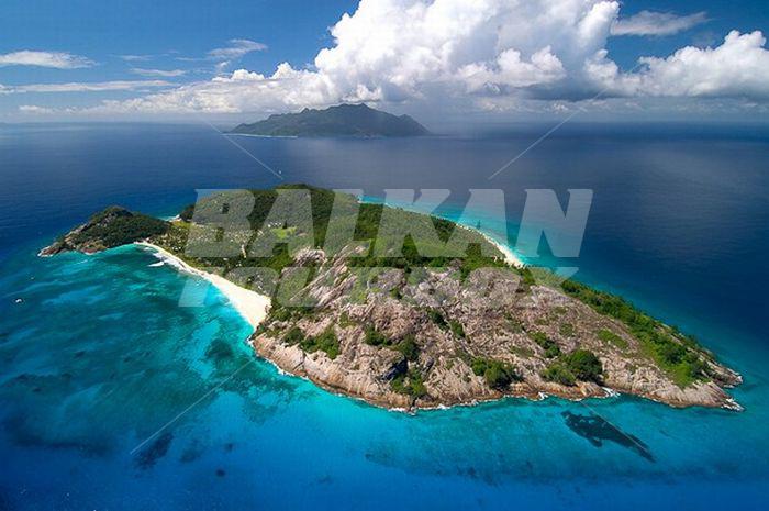 holiday in Banyan Tree Seychelles Resort