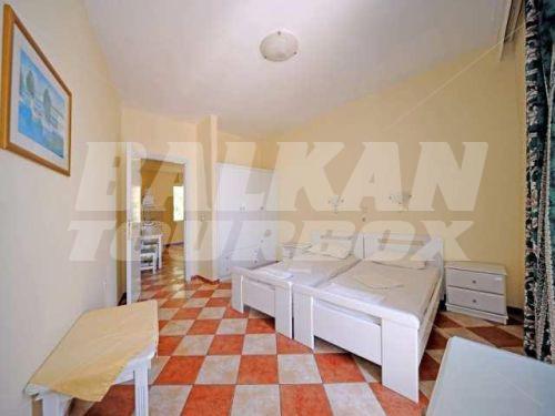 holiday in Argiri Hotel and Apartments