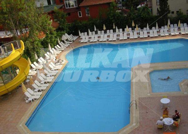 почивка в Gold Safran