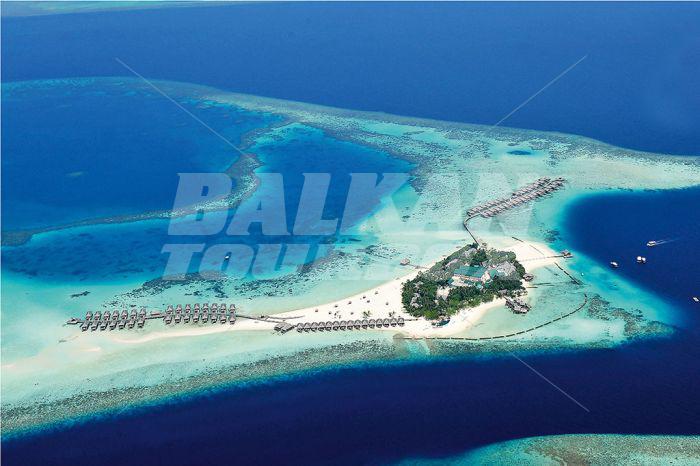 почивка в  Constance Moofushi Resort