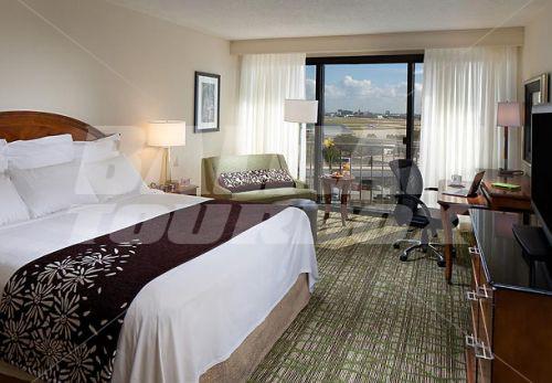 почивка в Tampa Airport Marriott