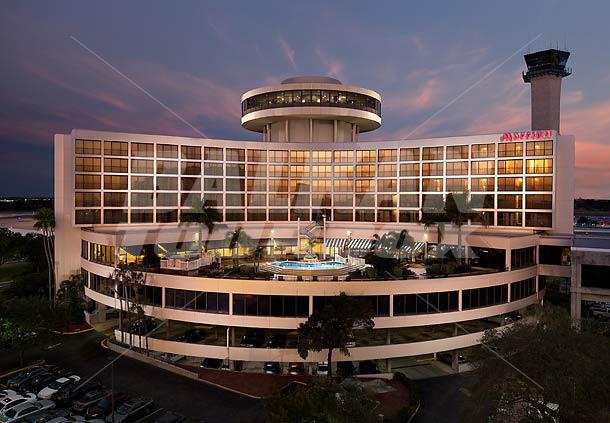 почивка в Tampa Airport Marriott
