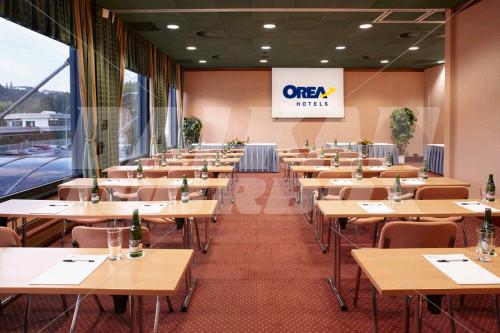 holiday in OREA Voronez I