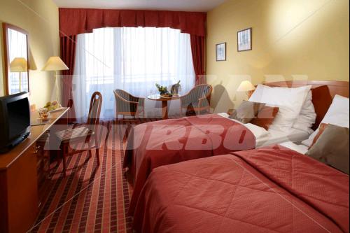 holiday in OREA Voronez I