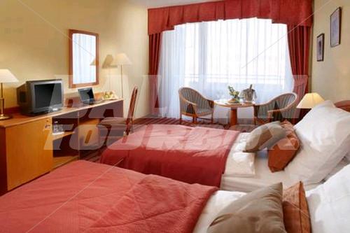 holiday in OREA Voronez I