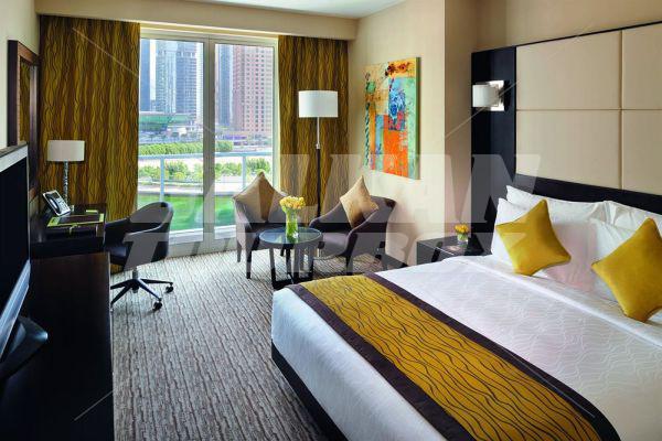 почивка в Movenpick Hotel Jumeirah Lakes Towers