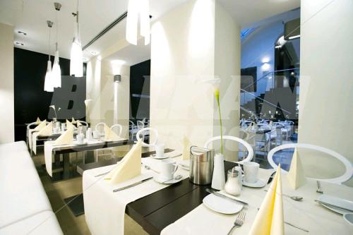 holiday in Best Western Premier Hotel Parlament