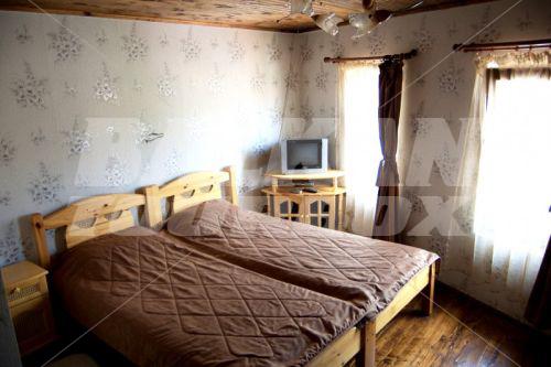 holiday in Complex Ristanite