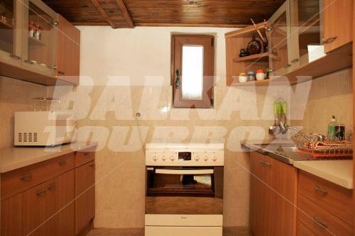 holiday in Complex Ristanite