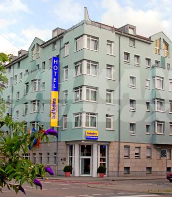 почивка в  Balladins Superior