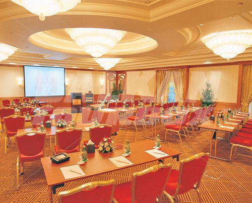 почивка в Sheraton Creek & Towers