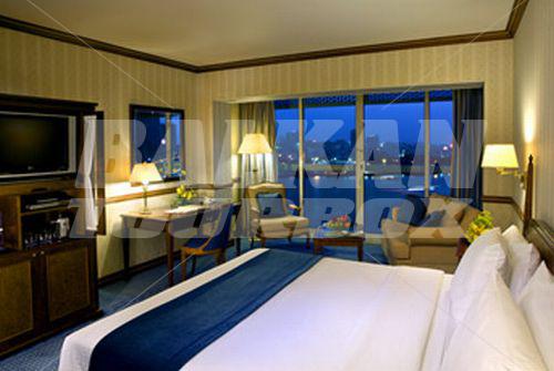 почивка в Sheraton Creek & Towers