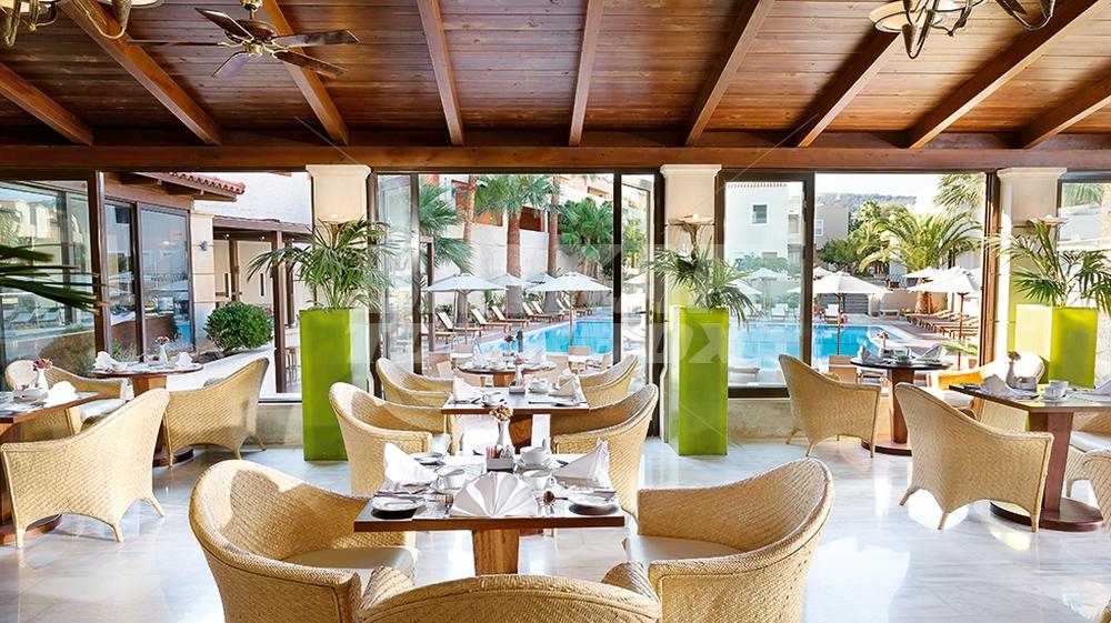 holiday in Grand Leoniki Residence by Grecotel