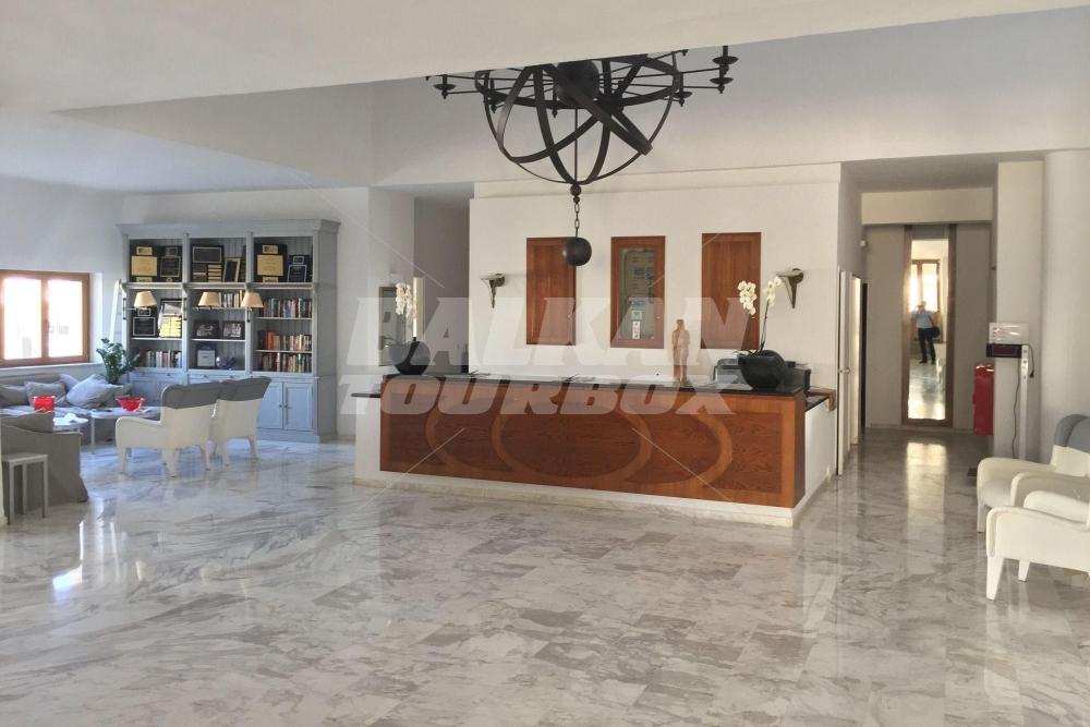 holiday in Grand Leoniki Residence by Grecotel