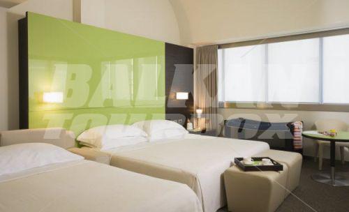 holiday in T hotel