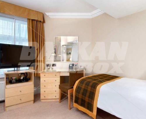 почивка в Hilton London Hyde Park