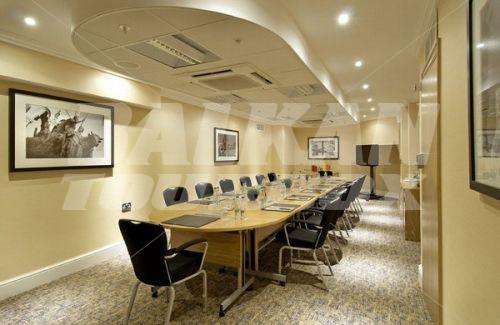 почивка в Hilton London Hyde Park