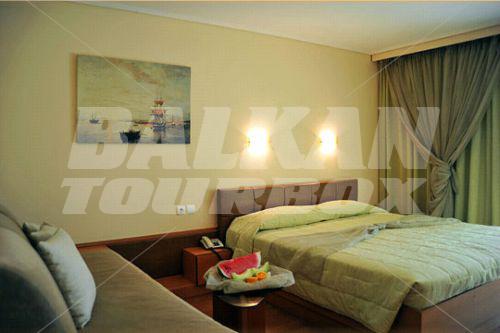holiday in Palace Hotel Glyfada