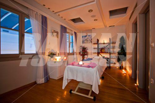 почивка в Aegialis Hotel and Spa
