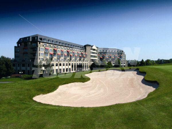 почивка в  The Celtic Manor Resort