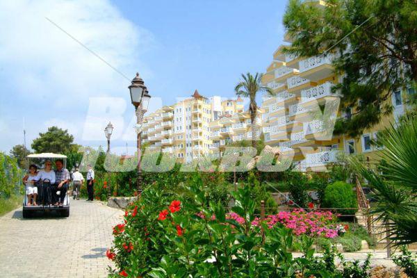 holiday in Orient Palace
