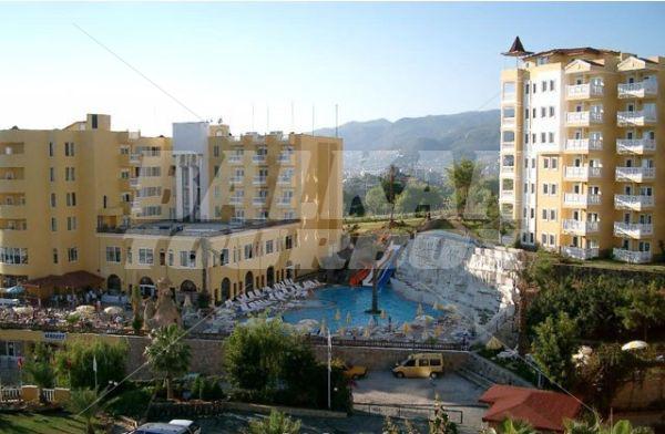 holiday in Orient Palace