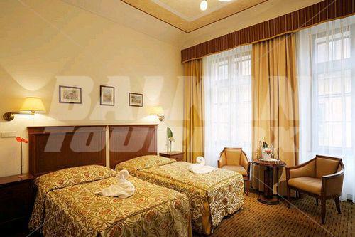почивка в Best Western Premier Majestic Plaza
