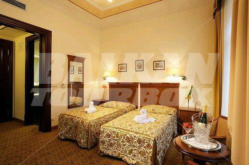 почивка в Best Western Premier Majestic Plaza