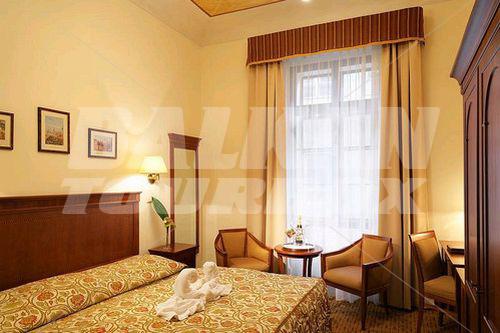 почивка в Best Western Premier Majestic Plaza