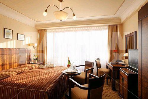 почивка в Best Western Premier Majestic Plaza