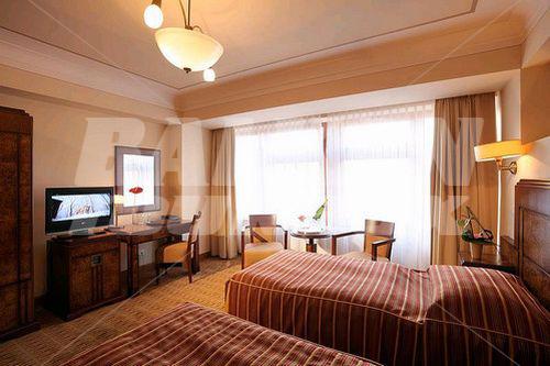 почивка в Best Western Premier Majestic Plaza