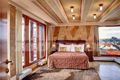 почивка в Best Western Premier Majestic Plaza