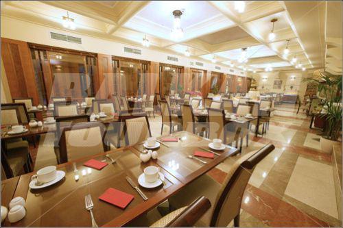 почивка в Best Western Premier Majestic Plaza