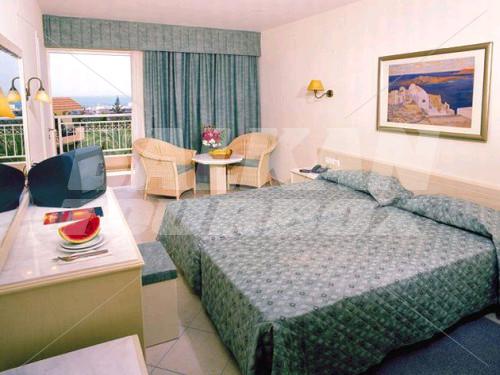 holiday in Lavris Hotel and Bungalows