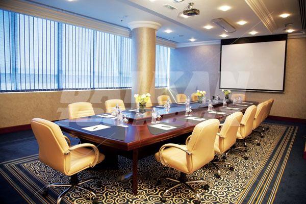 почивка в Grand Excelsior Al Barsha