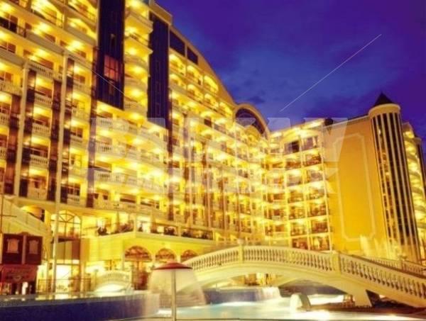 holiday in Imperial Palace