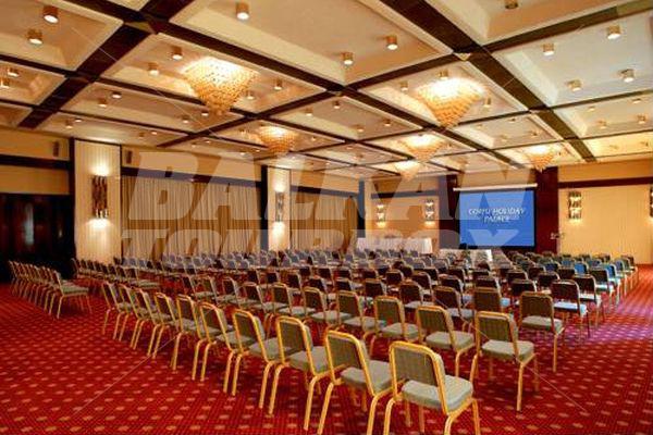 почивка в Corfu Holiday Palace