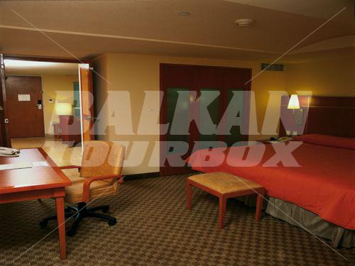 почивка в Eurostars Zona Rosa Suites