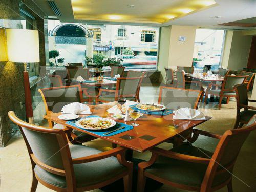 почивка в Eurostars Zona Rosa Suites