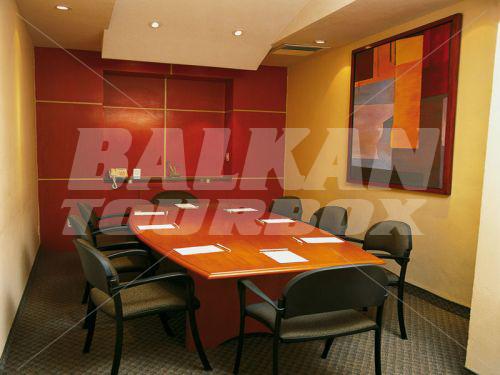почивка в Eurostars Zona Rosa Suites