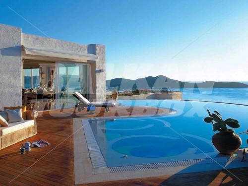 holiday in Elounda Peninsula