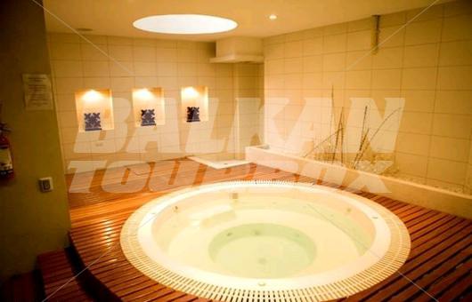 holiday in Thunderbird Suites and Casino