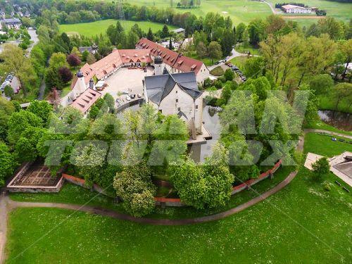 почивка в Schlosshotel Wasserschloss Klaffenbach