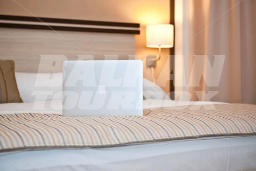 holiday in Check Inn