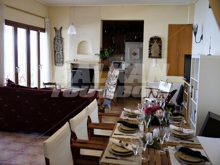 holiday in Pefki - villa 01, 3 bedrooms